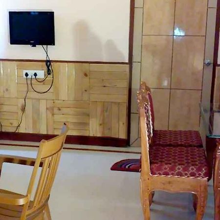 Hotel Dream Land Phulabāni 外观 照片